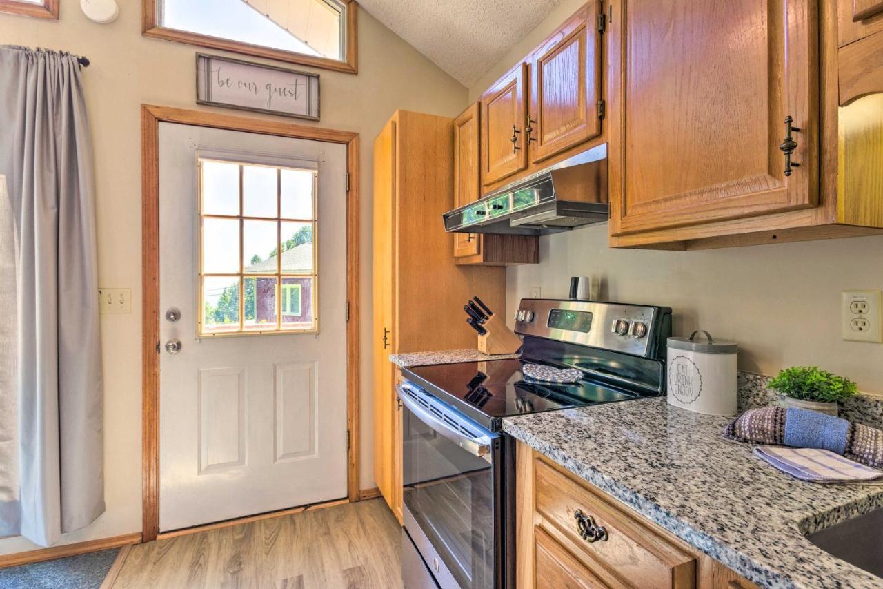Hendersonville Cantrell Cottage - Smoky Mtn View Bagian luar foto